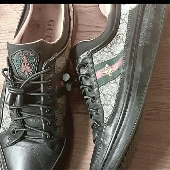 Gucci's Shoes - Picture 3 of 7